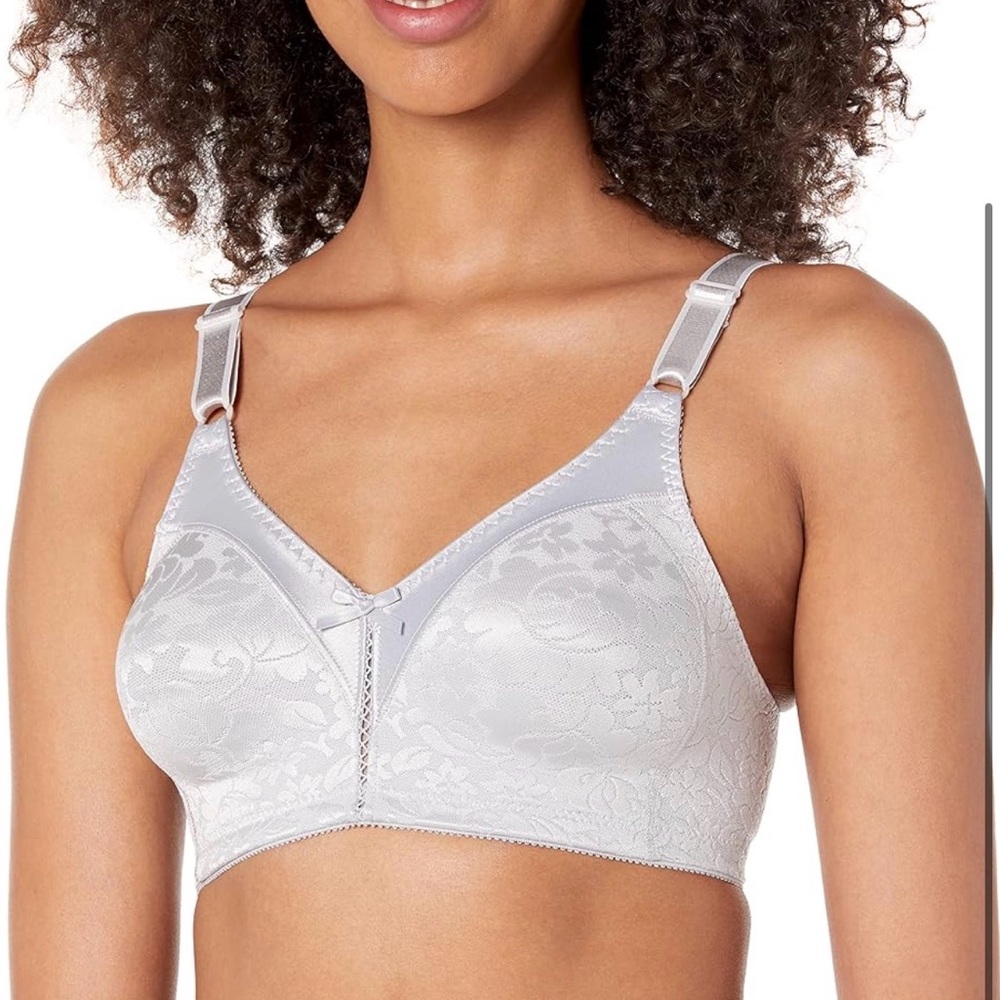 Bali Floral Lace Wireless Bra in Lilac